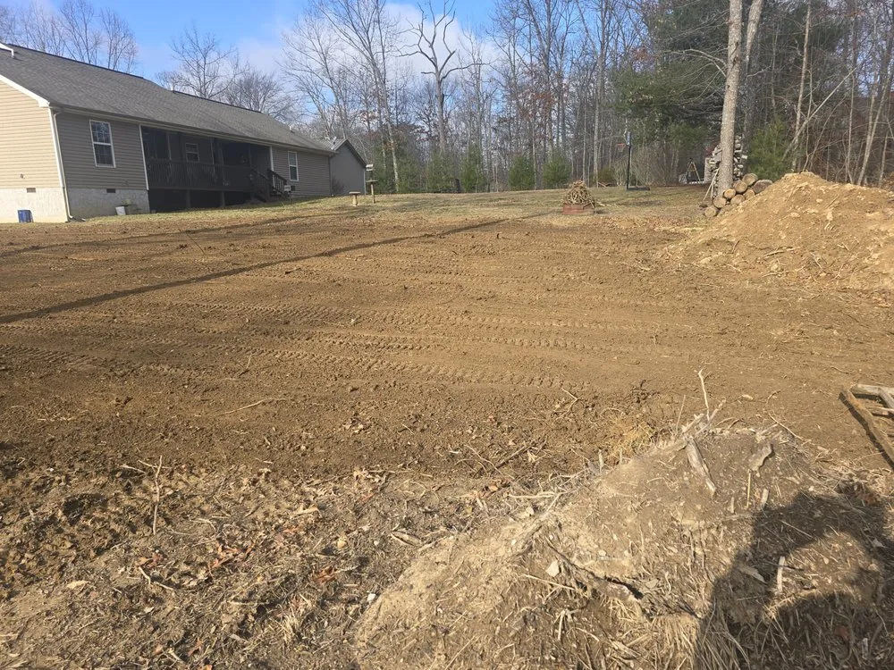 Expert residential landscaping experts serving Crossville, TN - Greens Excavating and Landscaping Services