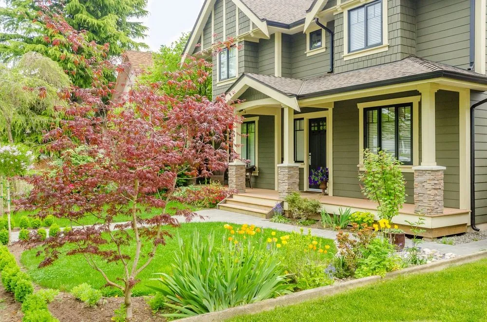 Local lawn mowing service for homes across Pacifica, CA - Green's Gardening & Landscaping