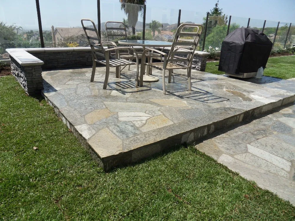 Top-rated garden landscaping in San Juan Capistrano, CA by Green's Landscaping