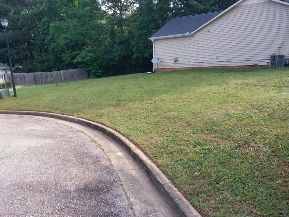 Custom garden landscaping in Monroe, GA - Greens Lawn Care