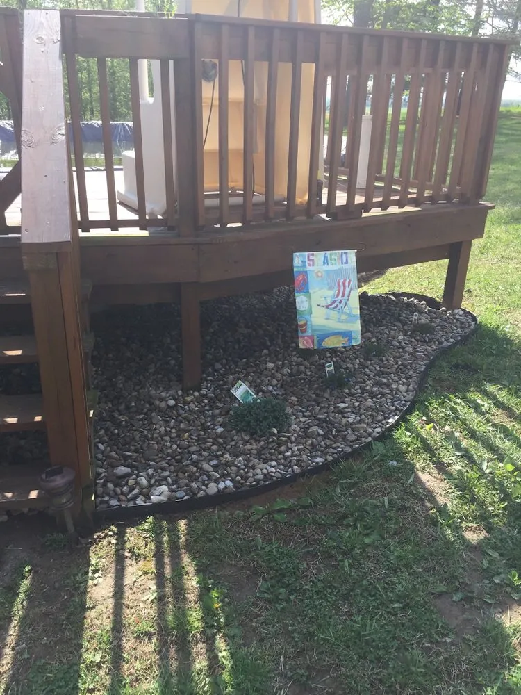 Expert garden landscaping in Salem, IN by Green’s Lawn Service