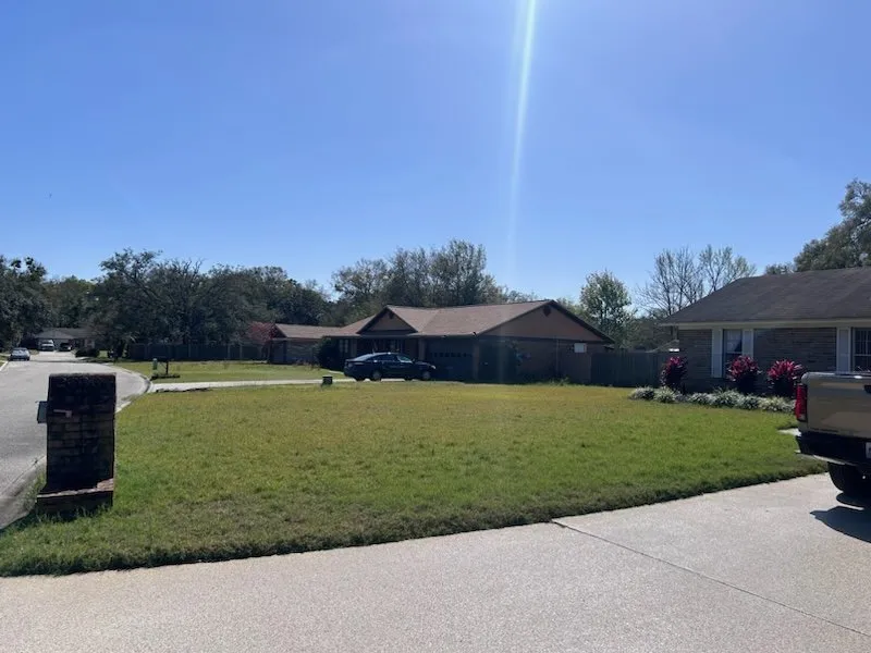 Professional landscaping services in Middleburg, FL - Greens Lawn Services