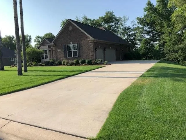 Reliable yard cleanup service experts serving Dryden, MI - Greens Master Lawn and Pest Control