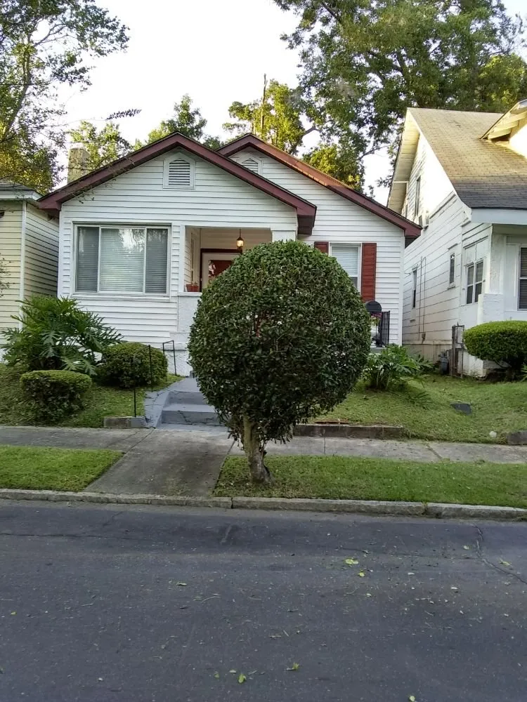 Professional outdoor landscaping for residential properties across Savannah, GA - Greens Specialty Lawncare