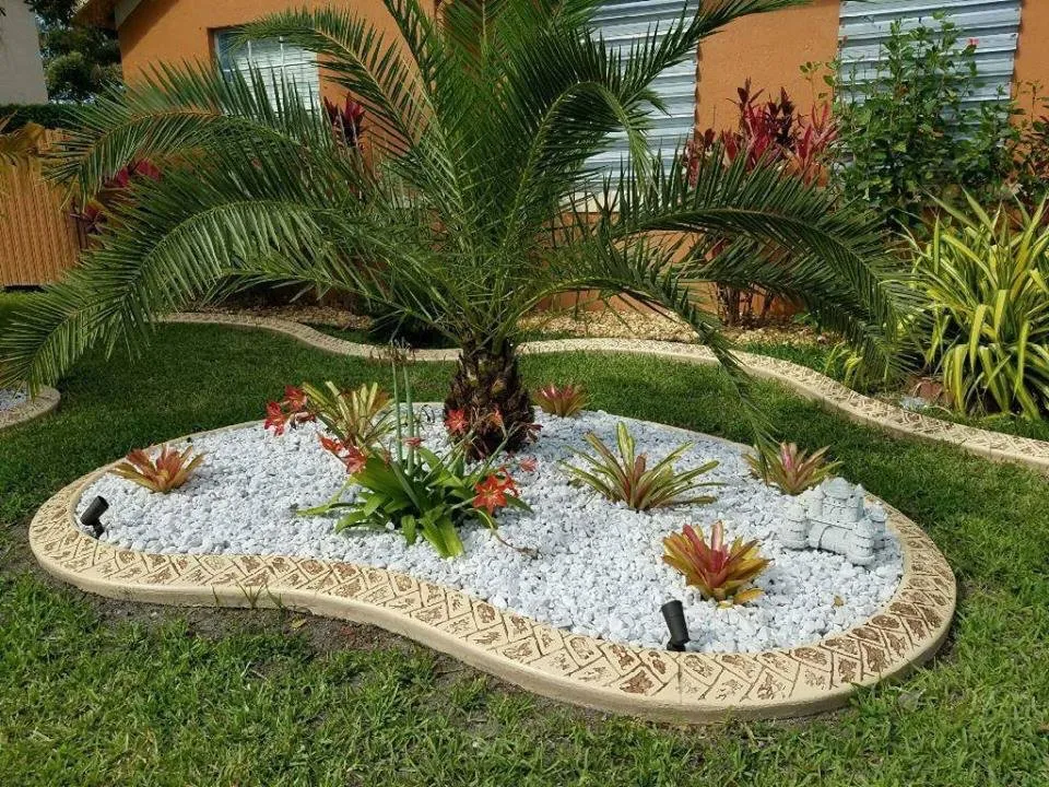 Top-rated lawn care service in Miami, FL - Greensandigo Landscaping