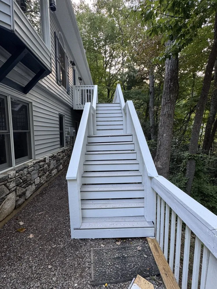 Reliable yard cleanup service in Asheville, NC by Greenscape & Home Solutions