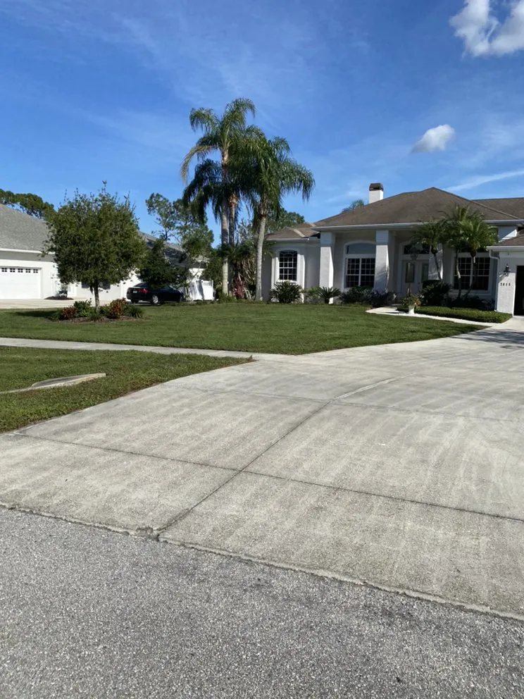 Custom residential landscaping in Bradenton, FL by Greenscape