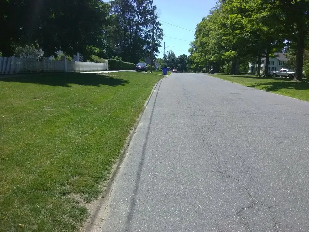 Affordable lawn care service in Waterbury, CT by Greenscape General Maintenance Services