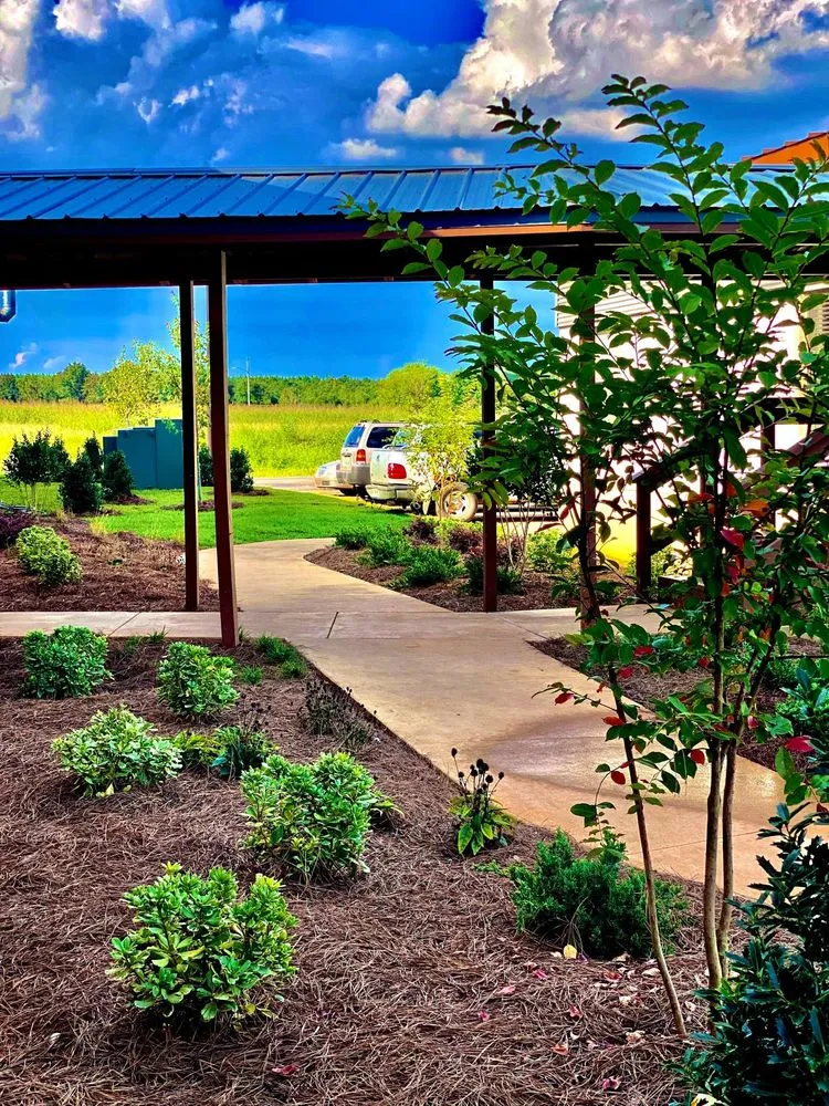 Reliable outdoor landscaping experts serving Andalusia, AL - Greenscape Landscaping By Design