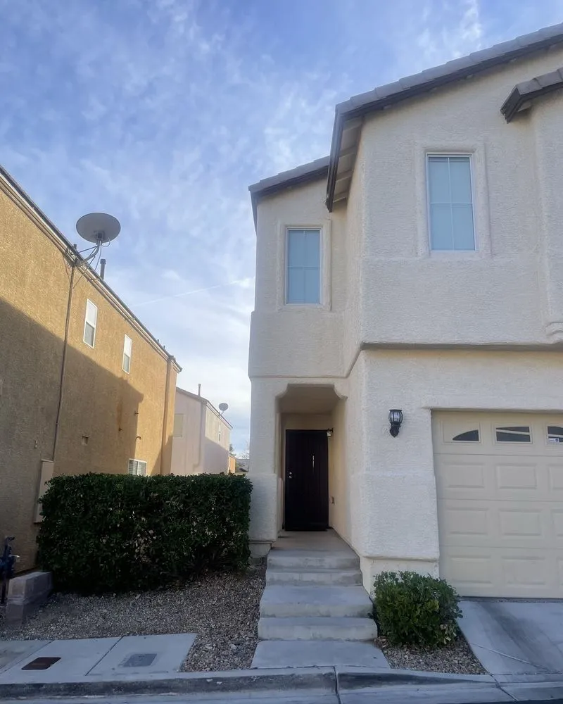 Custom yard maintenance experts serving Las Vegas, NV - Greenscape