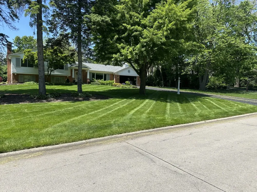 Top-rated lawn care service experts serving South Salt Lake, UT - GreenScape LawnCare