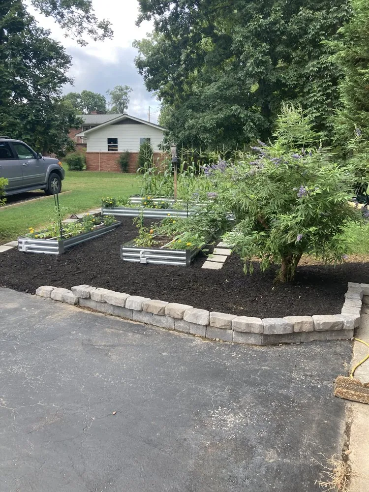 Top-rated landscape design experts serving Knoxville, TN - GreenScapes Landscaping Design and Installation