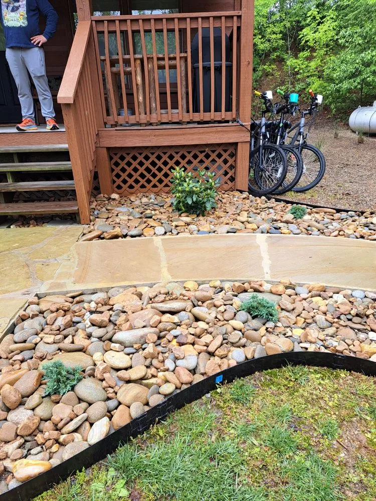 Expert outdoor landscaping in Knoxville, TN - GreenScapes Landscaping Design and Installation