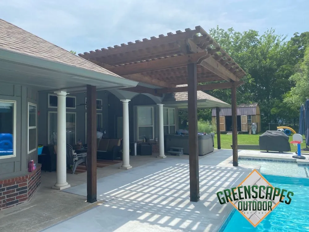 Expert yard cleanup service experts serving Broken Arrow, OK - Greenscapes Outdoor