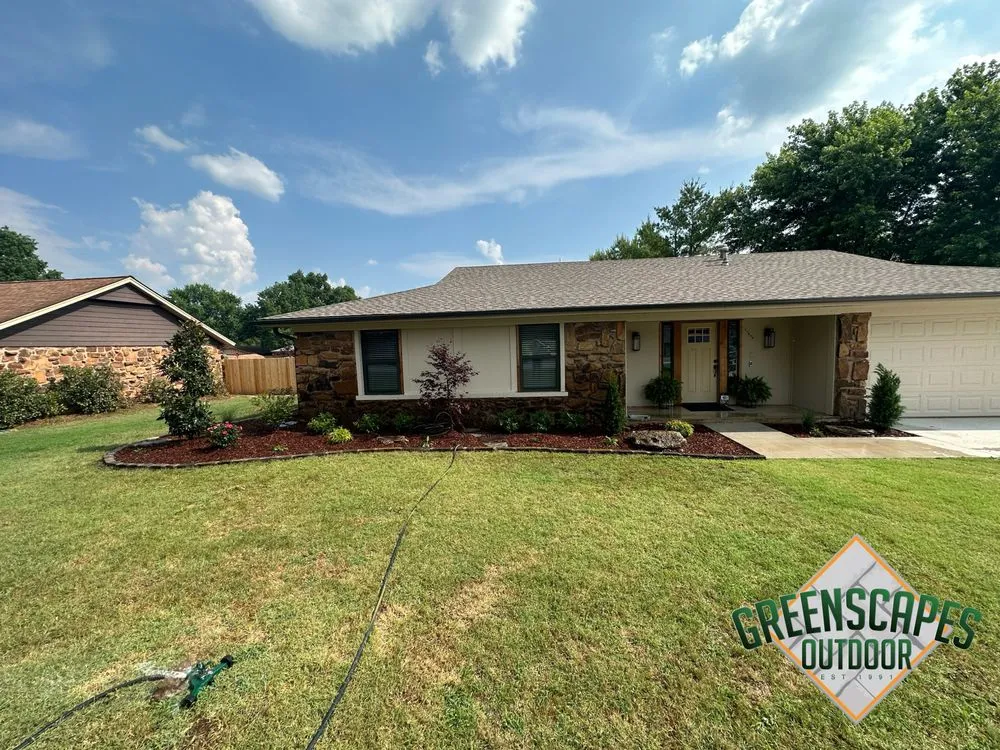 Trusted garden landscaping in Broken Arrow, OK by Greenscapes Outdoor