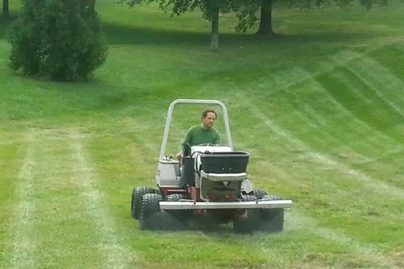 Expert lawn care service in Roanoke, VA - GreenScapes