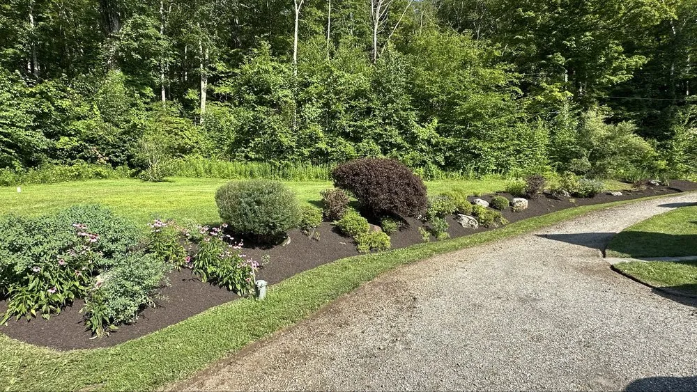 Expert landscaping services experts serving Bethel, CT - Greenscaping & Masonry