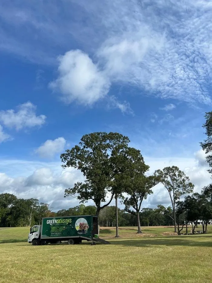 Reliable lawn mowing service for year-round maintenance across Baton Rouge, LA - GreenSeasons