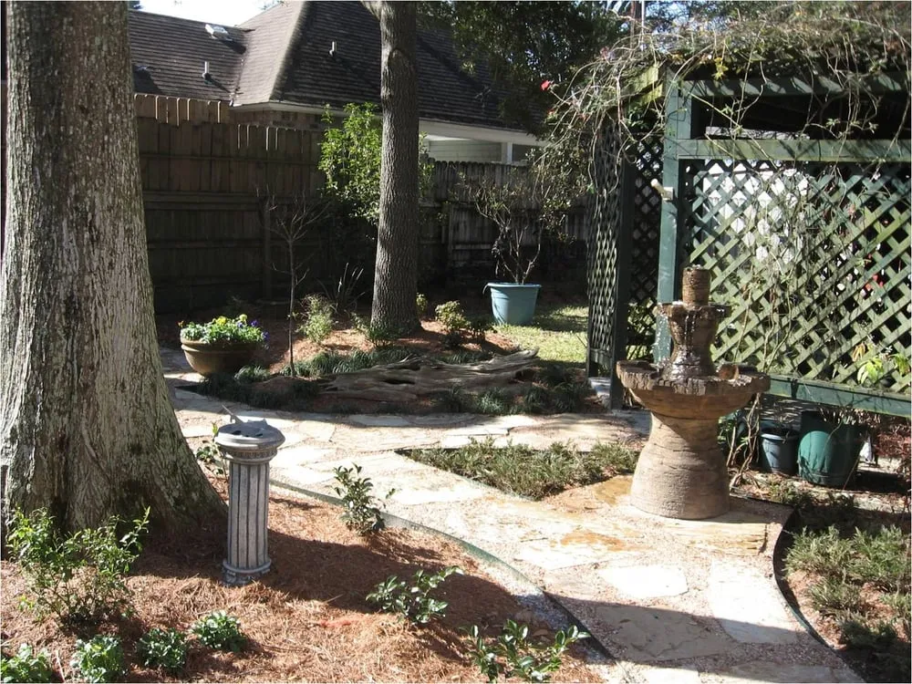 Reliable residential landscaping for homes in Greenwell Springs, LA by GreenSeasons