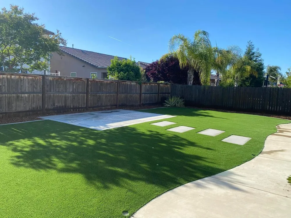 Trusted lawn care service in Fresno, CA - Greenside Landscape