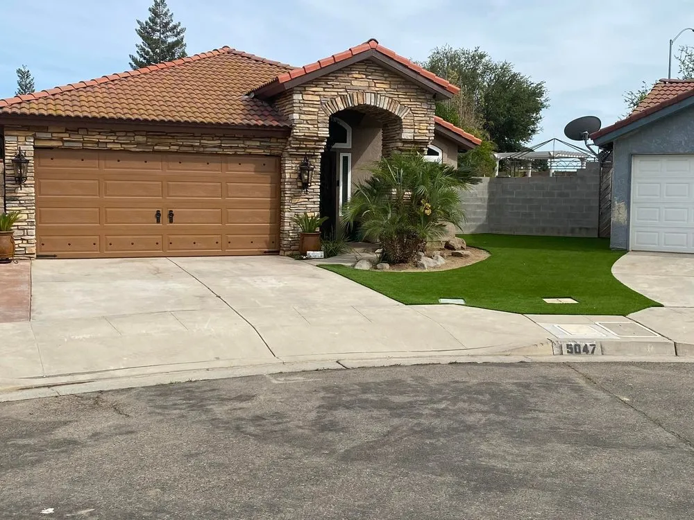 Affordable landscaping services in Fresno, CA by Greenside Landscape