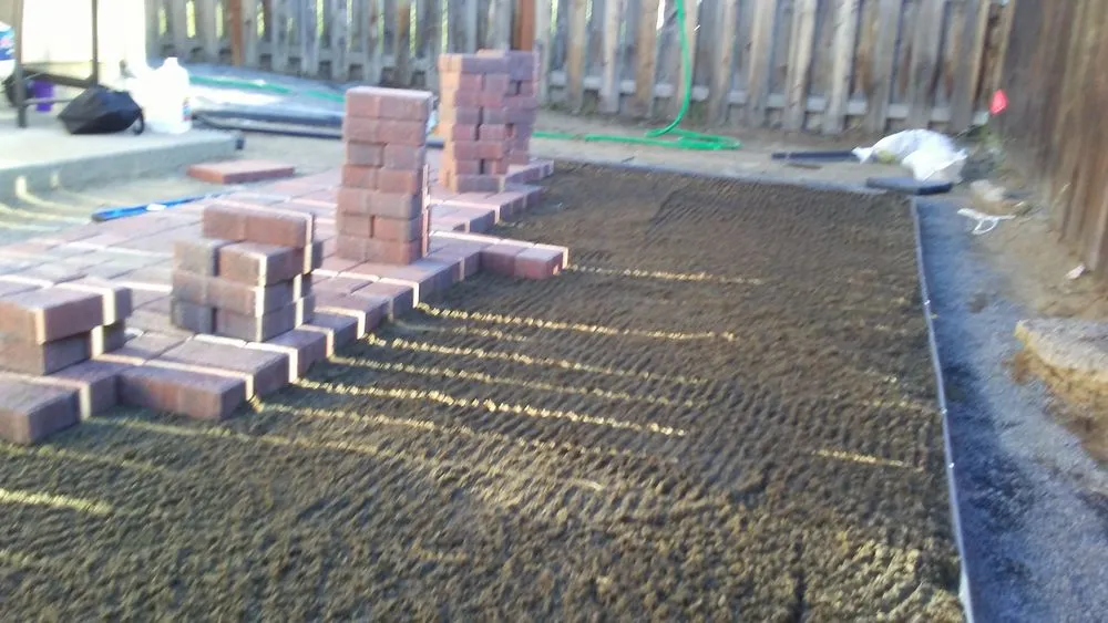 Affordable yard maintenance for beautiful yards across Woodinville, WA - Greenside Landscape Services