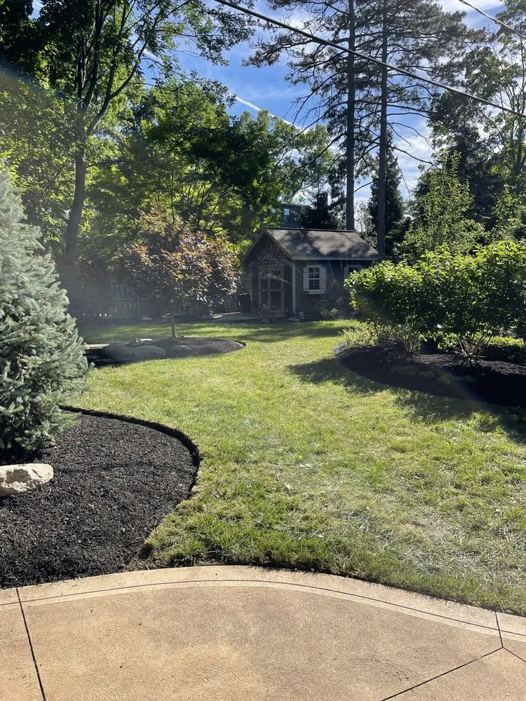 Custom yard maintenance experts serving Painesville, OH - Greenside Landscapes