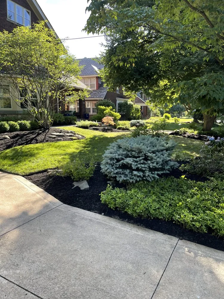 Top-rated lawn care service in Painesville, OH - Greenside Landscapes