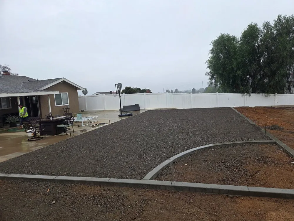 Custom yard cleanup service in Corona, CA by Greenside Landscaping