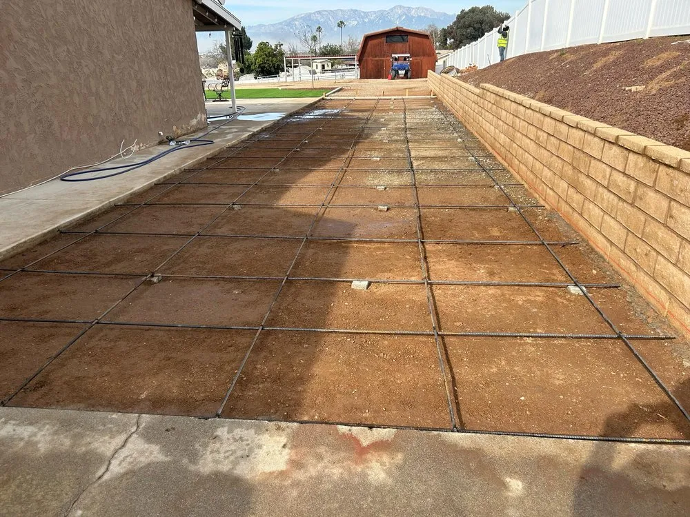 Affordable yard maintenance in Corona, CA - Greenside Landscaping