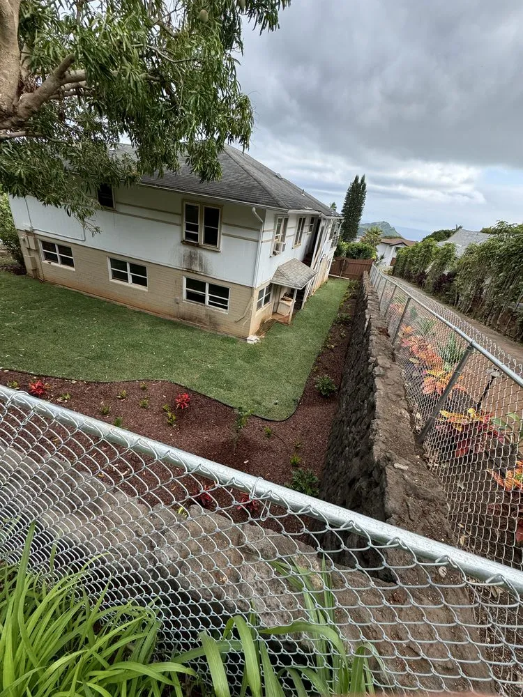 Expert yard maintenance experts serving Urban Honolulu, HI - Greenside Landscaping