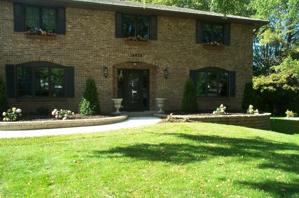 Reliable yard cleanup service in Savage, MN by Greenside