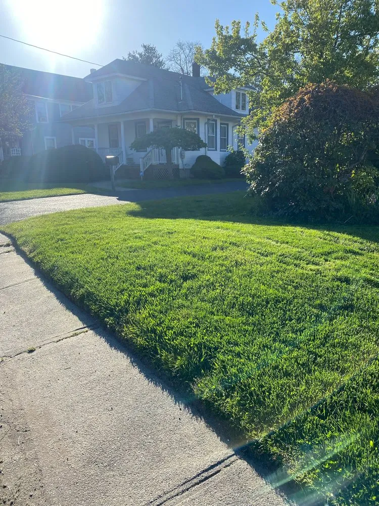 Trusted yard maintenance in Red Bank, NJ by Greenskeepers Lawn Care