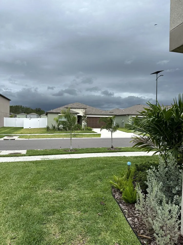 Expert lawn mowing service experts serving Tampa Bay, FL - Greensmith Lawn Care