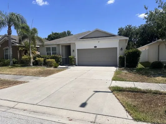 Greensmith Lawn Care Logo