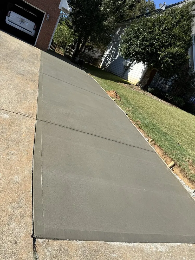 Affordable lawn mowing service experts serving Loganville, GA - Greenstone Landscaping