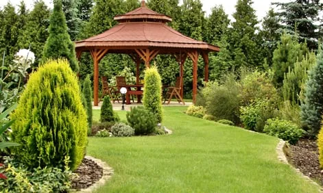 Trusted garden landscaping for beautiful yards in Waldorf, MD by Greensward Turf Farm
