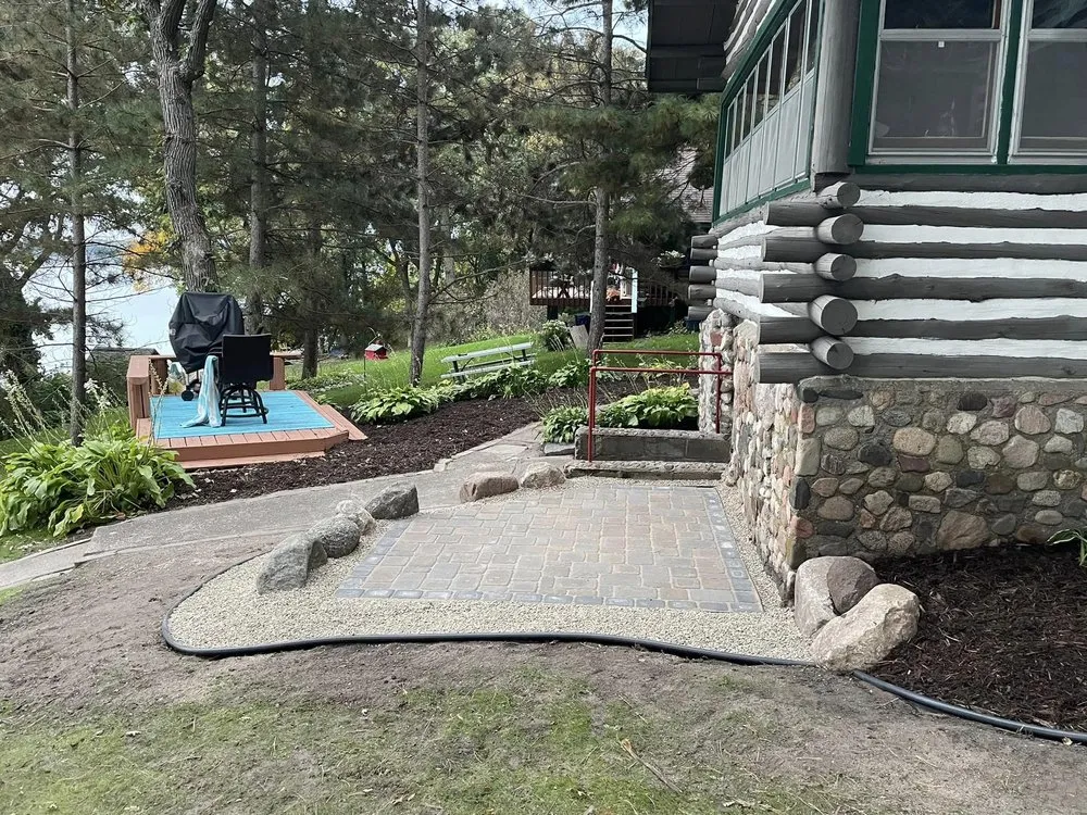 Custom outdoor landscaping in Elk River, MN - GreenTech