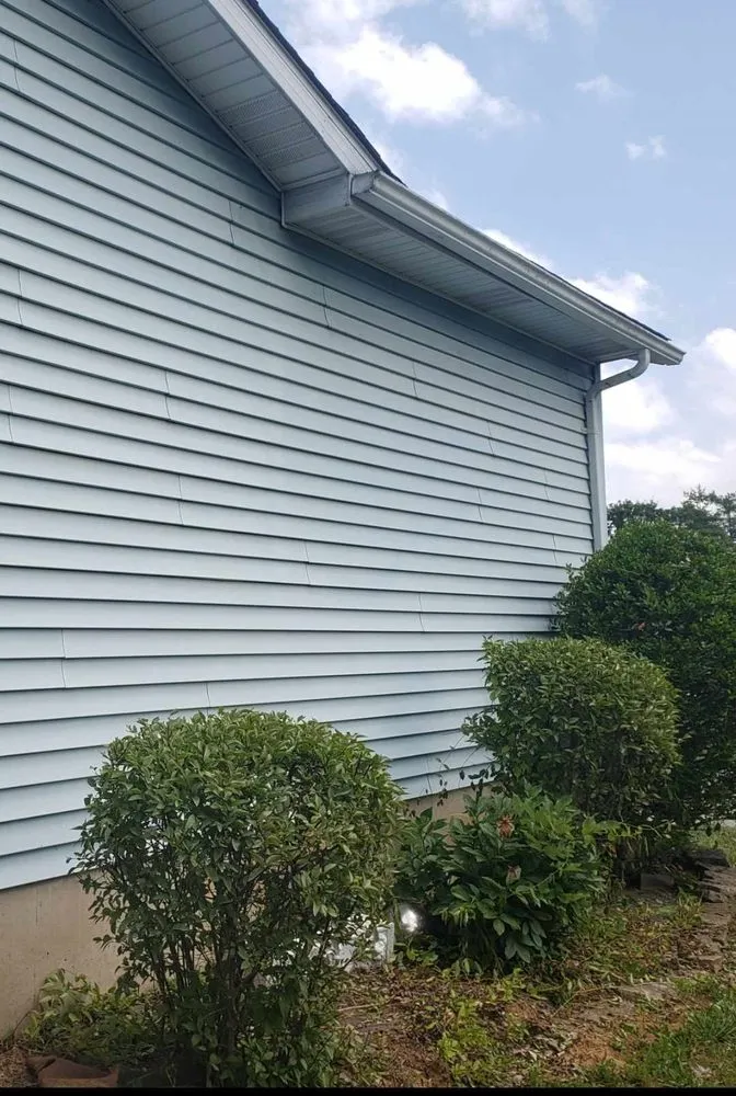 Professional yard maintenance for year-round maintenance in Glen Carbon, IL by Greenthumb Lawncare & Landscaping