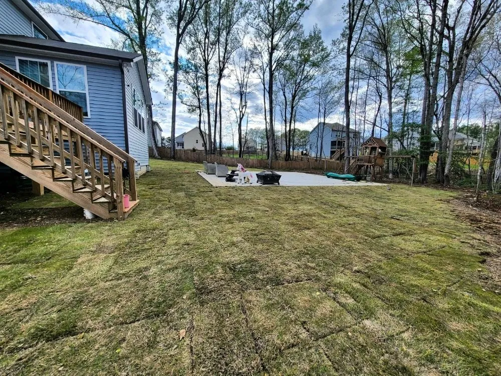 Custom lawn care service near you across Clinton, NC - GreenTouch landscapes