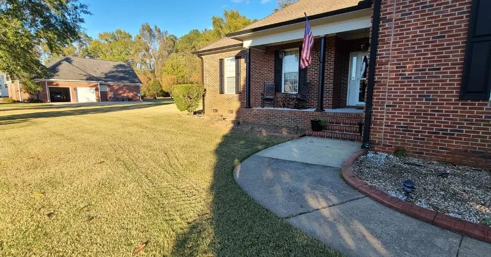 Professional garden landscaping for residential properties in Clinton, NC by GreenTouch landscapes