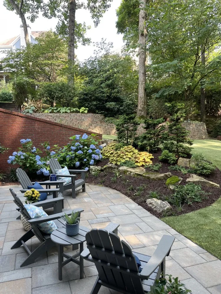 Affordable lawn mowing service in Marietta, GA by Greentree Landscapes