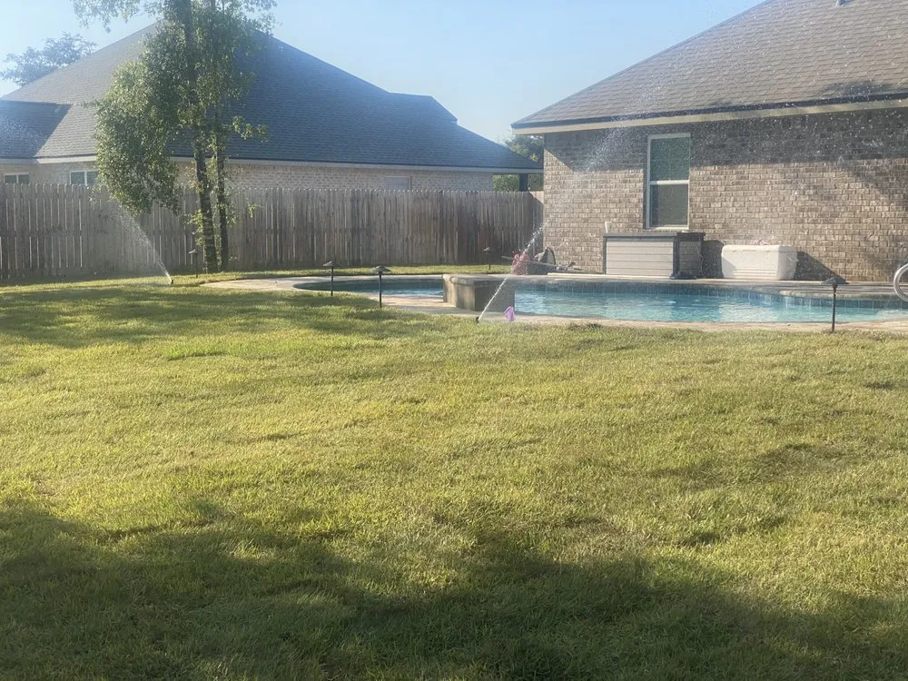 Reliable lawn care service in Panama City, FL - Greentree Landscapes