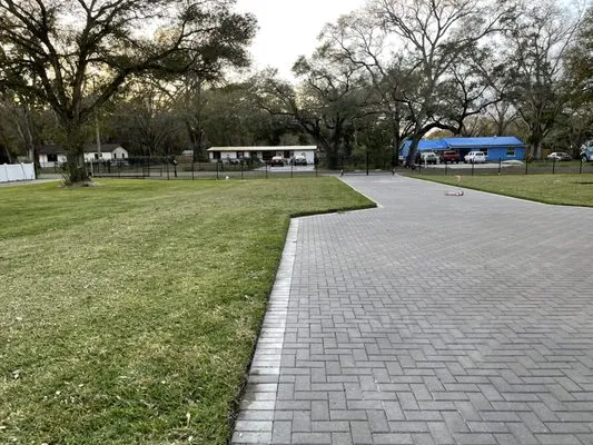 Greenview Fence & Landscape Logo