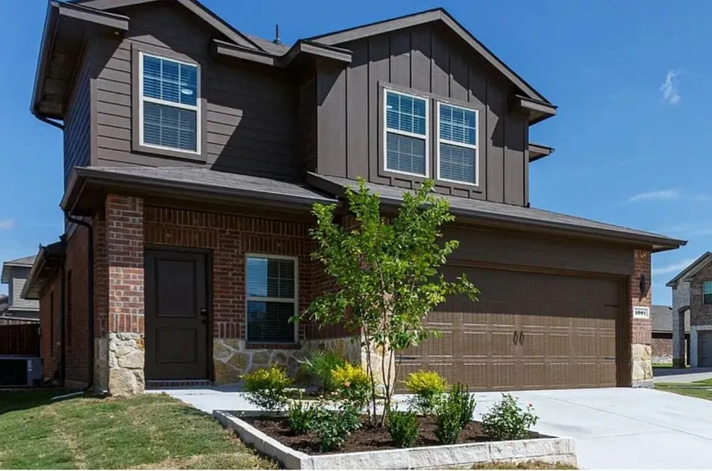 Reliable yard cleanup service experts serving Richardson, TX - Greenview Landscape