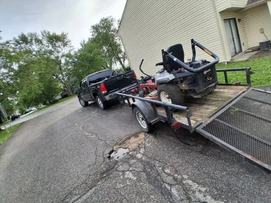 Greenview Landscaping Logo