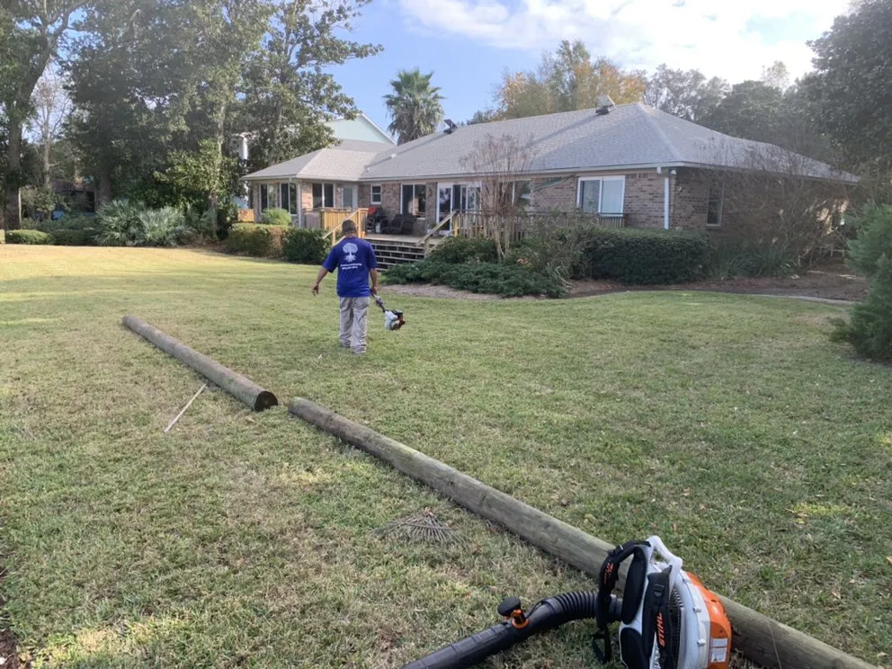 Expert yard cleanup service in Gulf Breeze, FL - Greenview Landscaping
