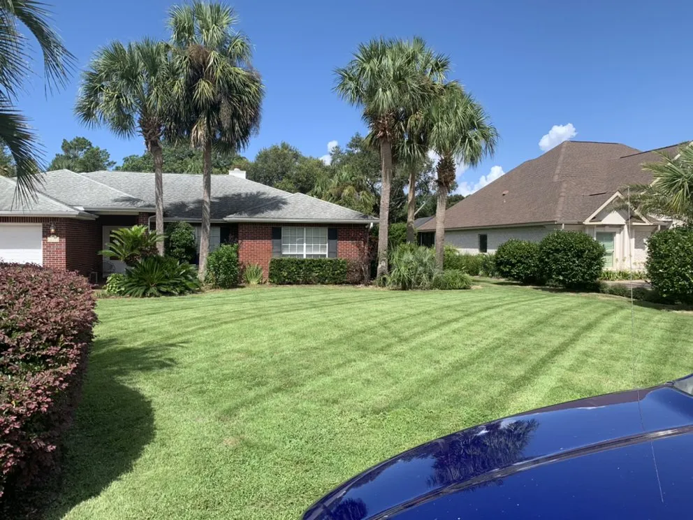 Professional lawn care service in Gulf Breeze, FL - Greenview Landscaping