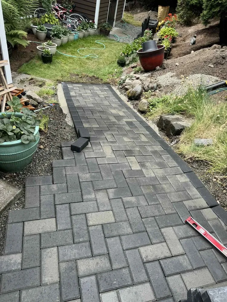 Reliable yard cleanup service in Sammamish, WA by GreenVista Landscaping Sammamish