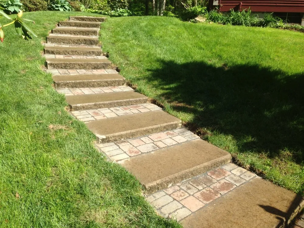 Expert garden landscaping in Rumford, RI - Greenwave Landscape Design Services